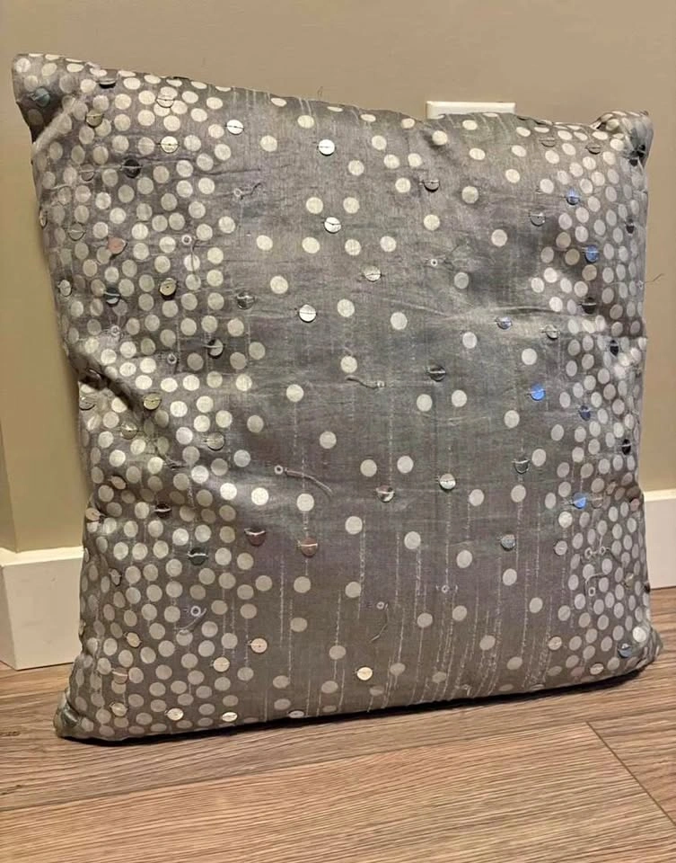 Decorative pillow