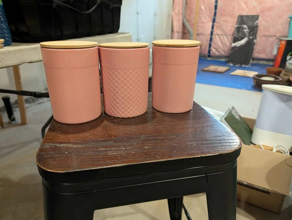 Set of 3 Pink Ceramic Canisters with Bamboo Lids - photo 2
