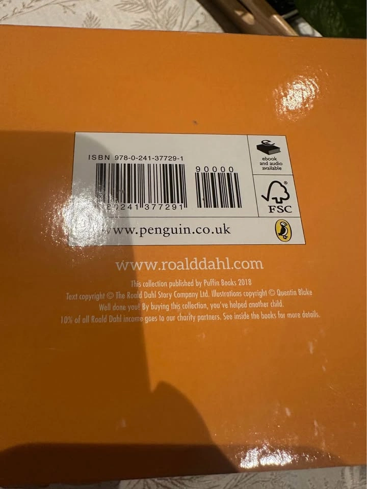 Roald Dahl Collection – 15 Books with Original Box - photo 5
