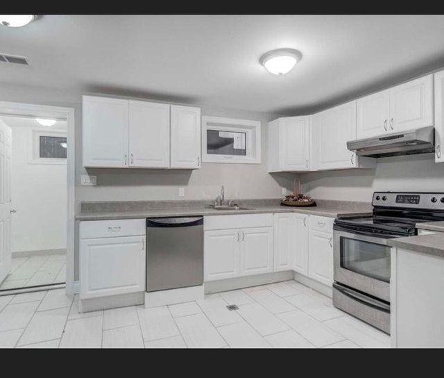 Room for rent in the basement - photo 3