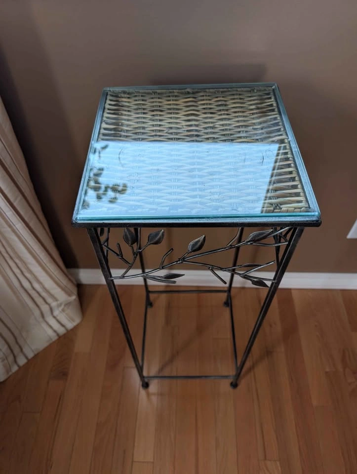 Plant stand - photo 5