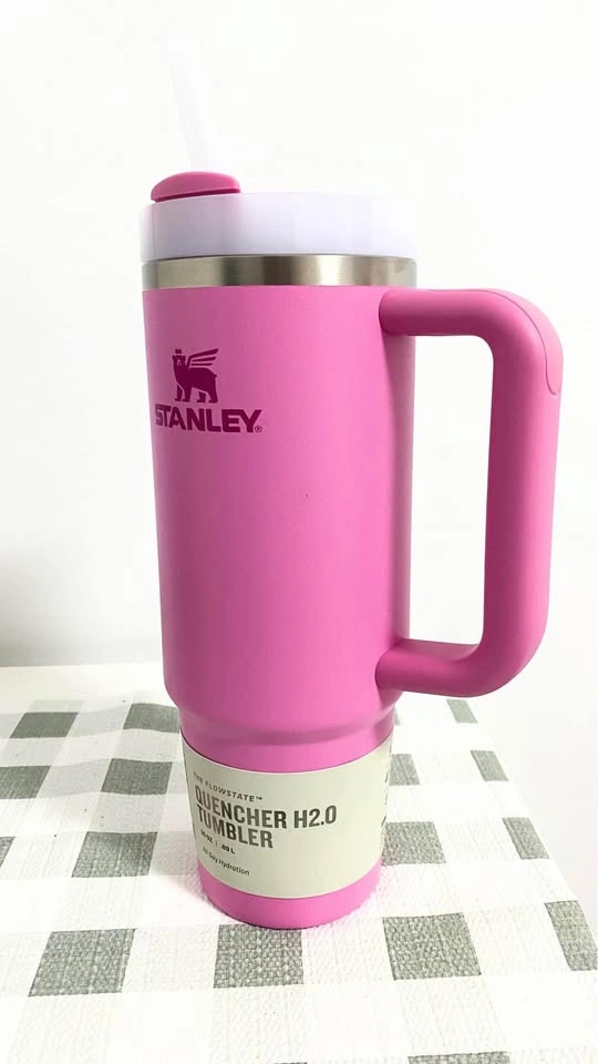 Stanley IceFlow 30oz (887ml) Thermal Mug with Flip-up Straw