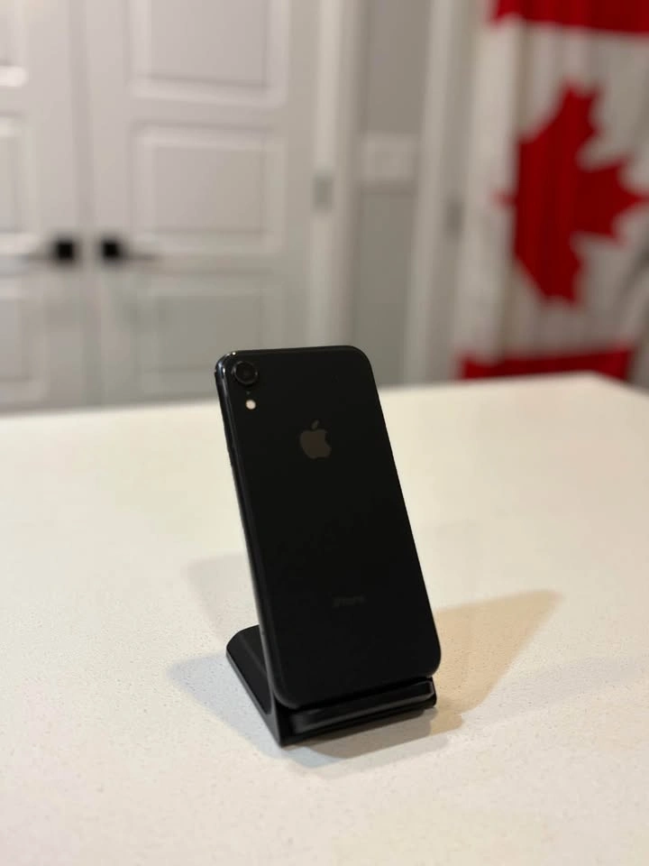 iPhone Xr 64GB - photo 2