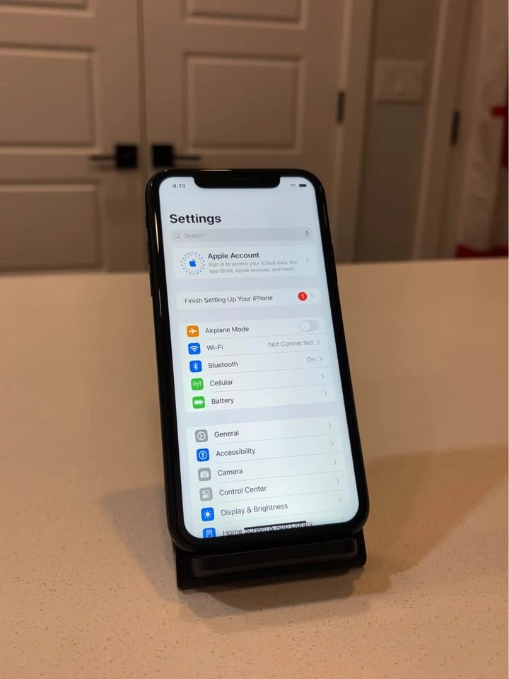 iPhone Xr 64GB - photo 3