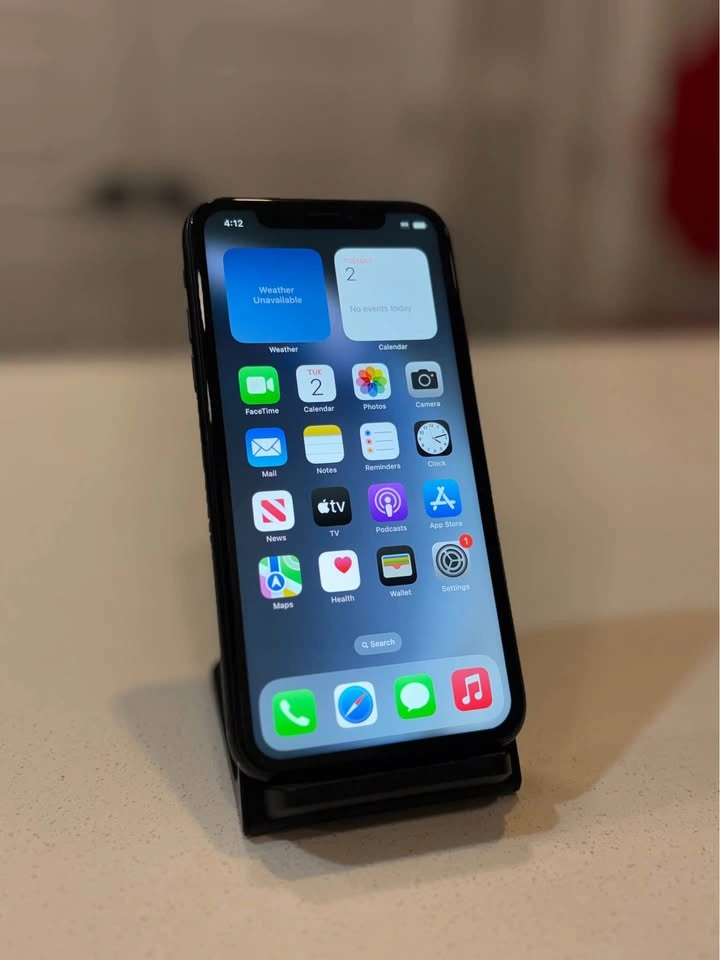 iPhone Xr 64GB - photo 4
