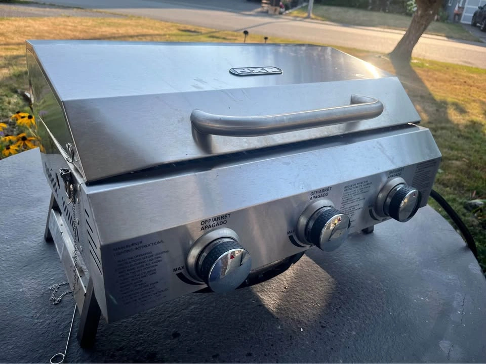 NXR 3-Burner Portable Tabletop Gas Grill - photo 4