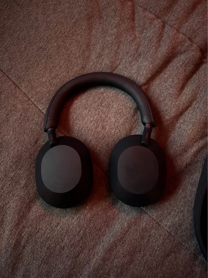 Sony WH-1000XM5 Wireless Noise Cancelling Headphones - photo 3