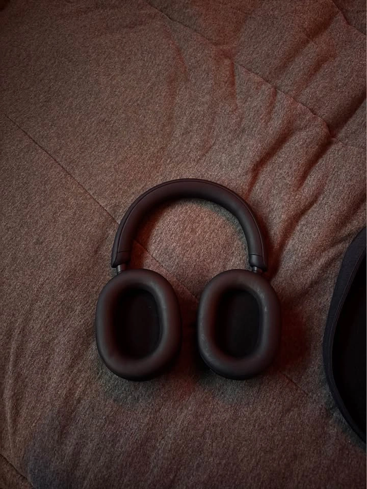 Sony WH-1000XM5 Wireless Noise Cancelling Headphones - photo 4