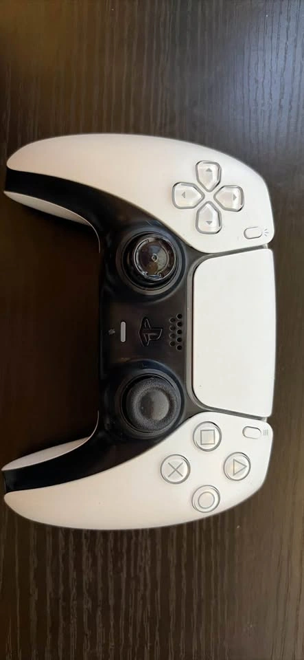Ps5 excelent condition - photo 2