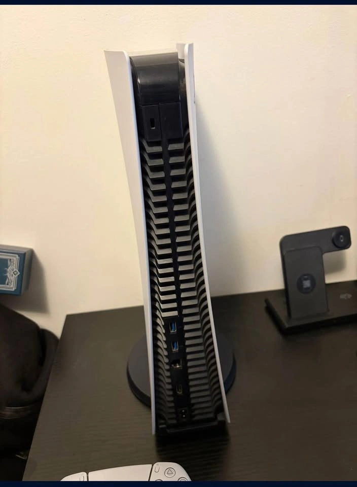Ps5 excelent condition - photo 3