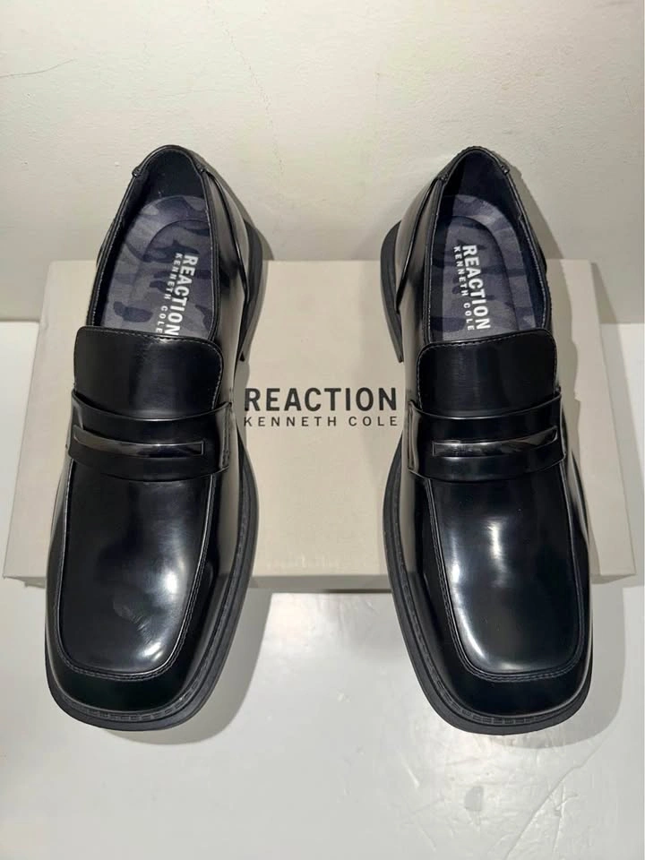 New Kenneth Cole Men Penny Loafers Size 9 & 9.5