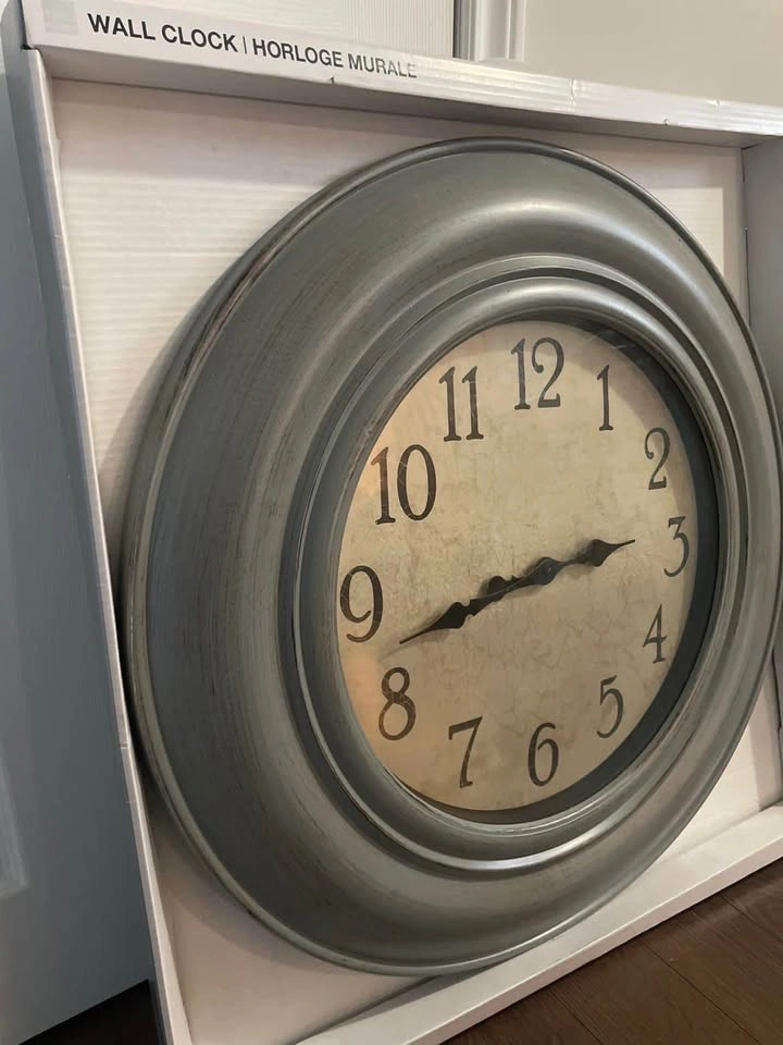 Large Wall Clock - photo 2