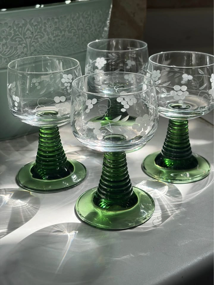 Set of 4 vintage Green Stem Etched Glasses - photo 5