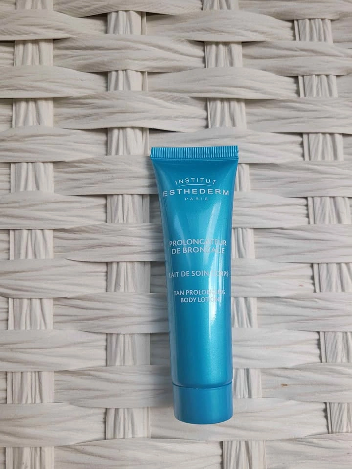 Institut Esthederm Tan Prolonging Body Lotion
