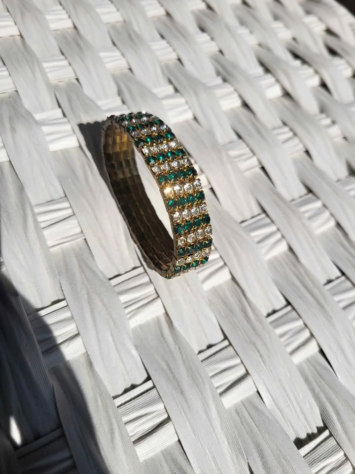 Vintage Green and Clear Rhinestone Stretch Bracelet