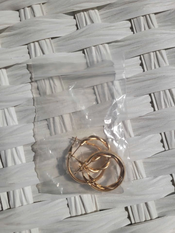 Gold-Toned Hoop Earring Set - photo 2