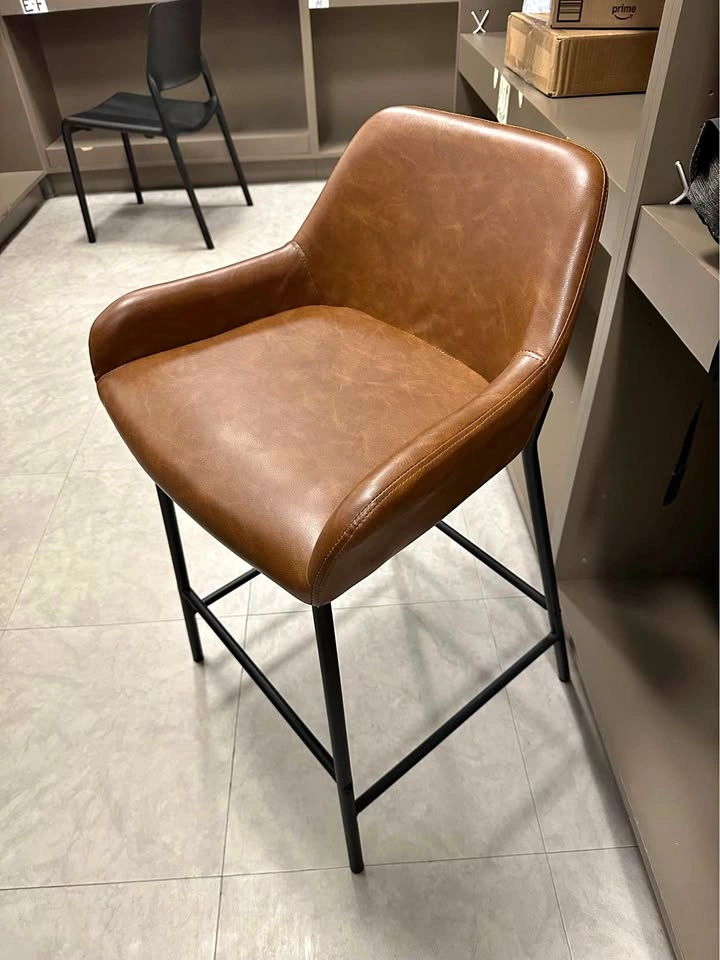 3 Bar stools