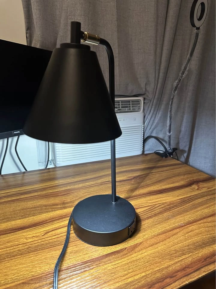 Black Metal Desk Lamp with Dual USB Ports - photo 2