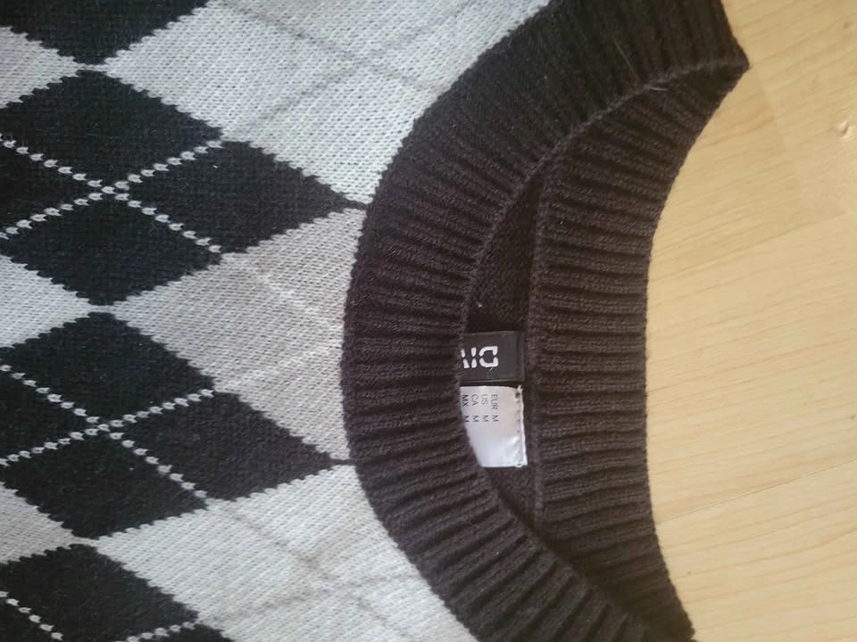 H&M Divided Argyle Sweater Vest - photo 2