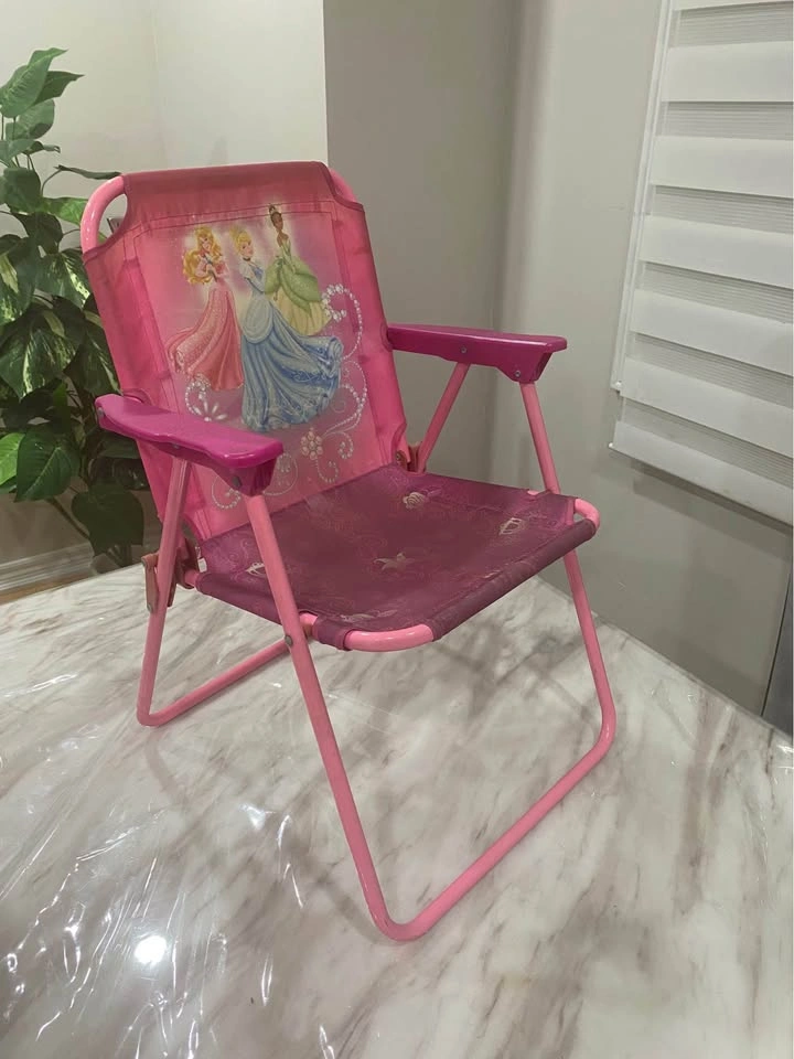 Disney Princess Camp Chair - photo 2