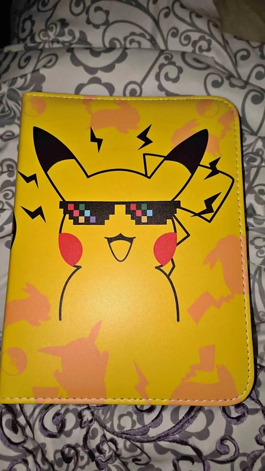 PIKACHU CARD HOLDER