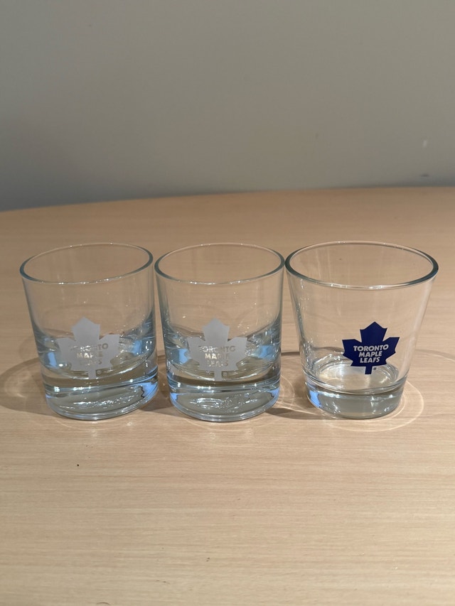 Toronto Maple Leafs Shot Glasses
