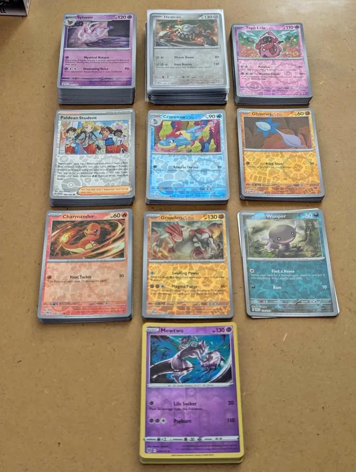 Pokemon 253 Holo's & Reverse Holo's Card Lot thumbnail