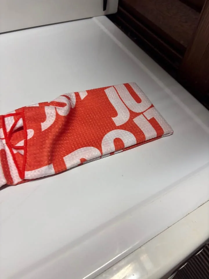 Nike Microfiber Golf Towel - Orange/White Graphic - Brand New - photo 5