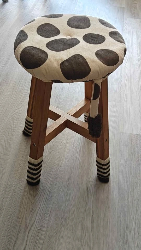 giraffe pattern stool cover - photo 2