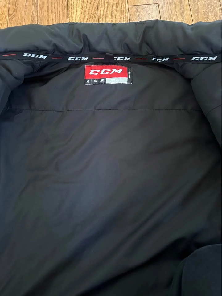 Ccm youth puffer jacket - photo 3