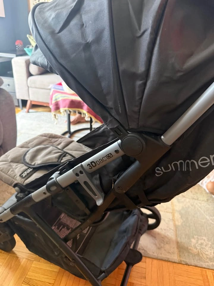 Summer 3Dpac CS Stroller – Used - photo 2