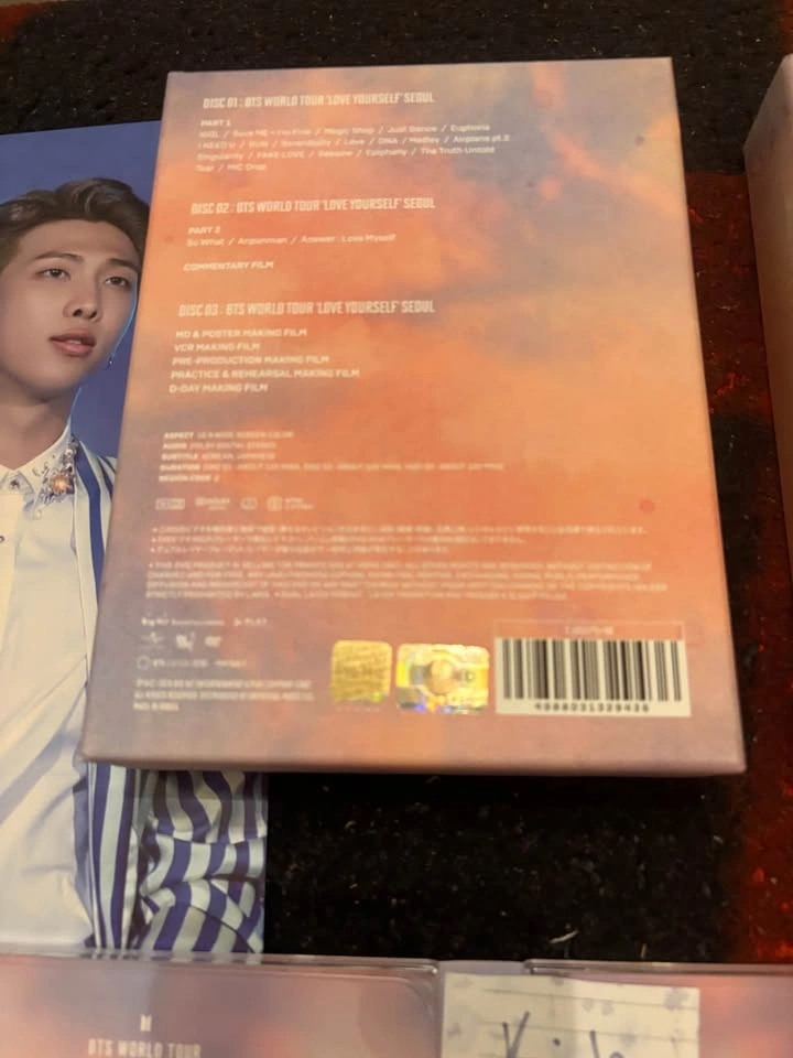 BTS World Tour 'Love Yourself' Seoul DVD Set Japanese Version - photo 3
