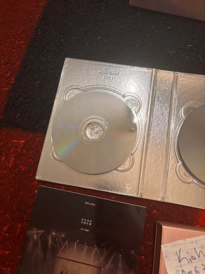 BTS DVDs - 2015 BTS Live On Stage HYYH - photo 3