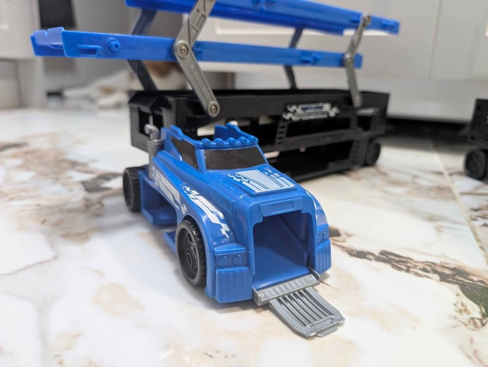 Car Carrying Toy Trucks - photo 5