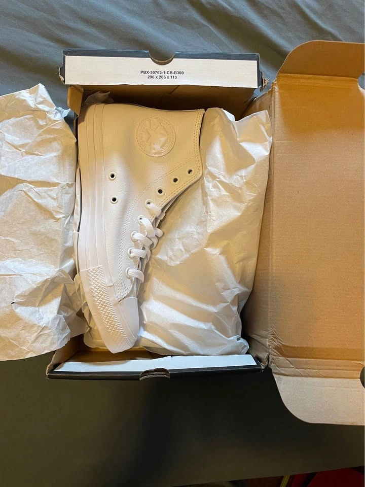Converse shoes - photo 4