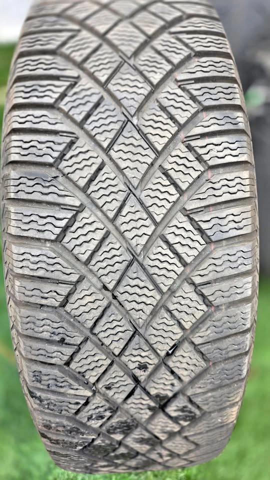 225/65/17 Continental Winter Tires 85% Tread with ART Rims