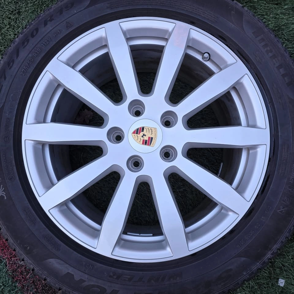 19 inch Porsche Cayenne OEM rims with Pirelli winter tires - photo 3