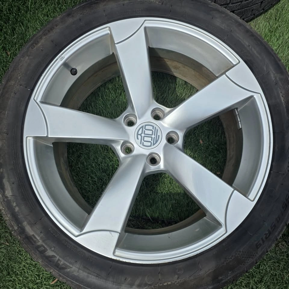255/45/19 Aplus winter tires with alloy rims 5x112 - photo 3