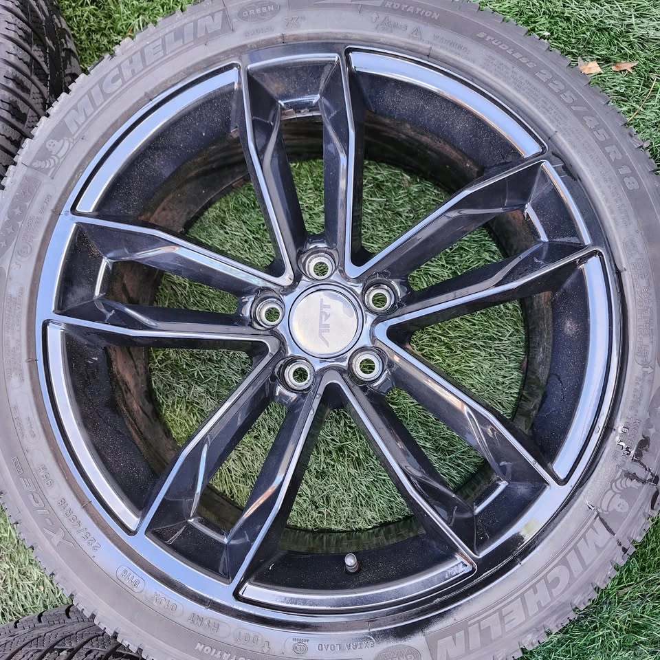 225/45/18 Michelin winter tires with ART alloy rims 5x112 - photo 3