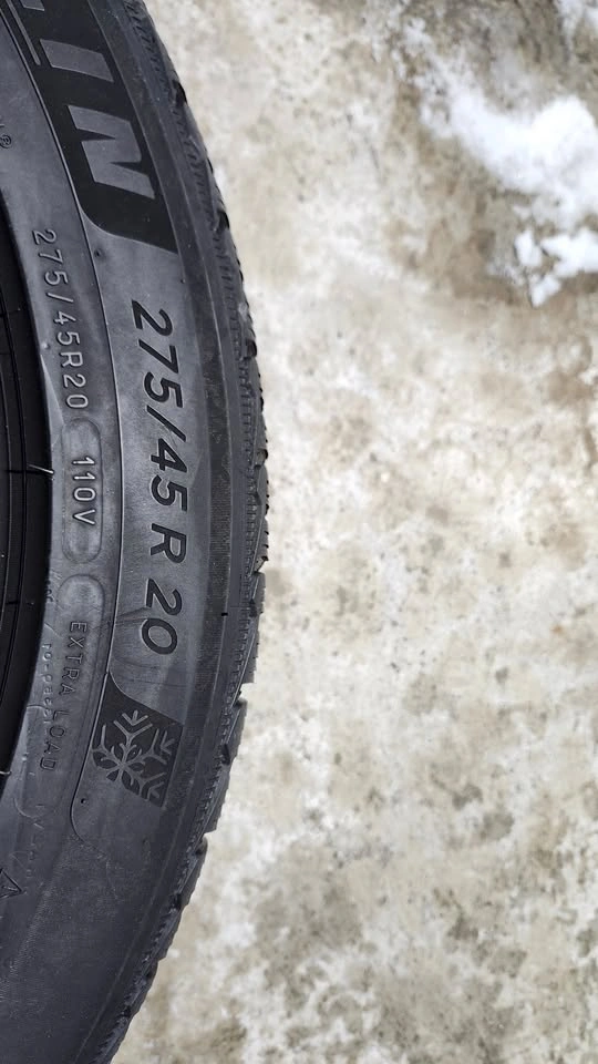 275/45/20 Michelin Pilot Alpin 5 SUV Winter Tires - photo 3