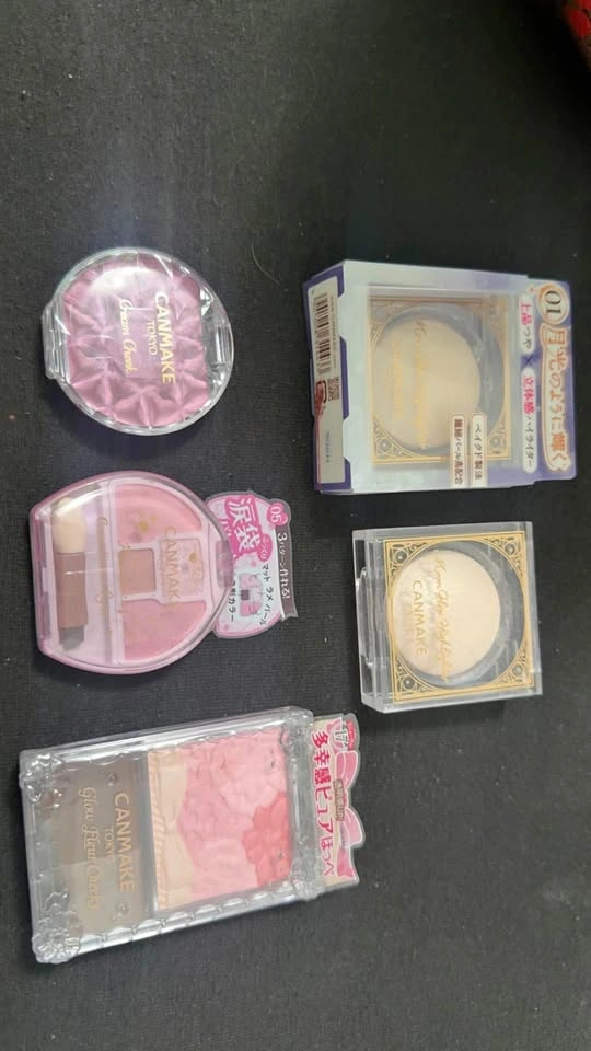 Canmake Tokyo Japanese Makeup Bundle – Blushes, Highlighter & Ey