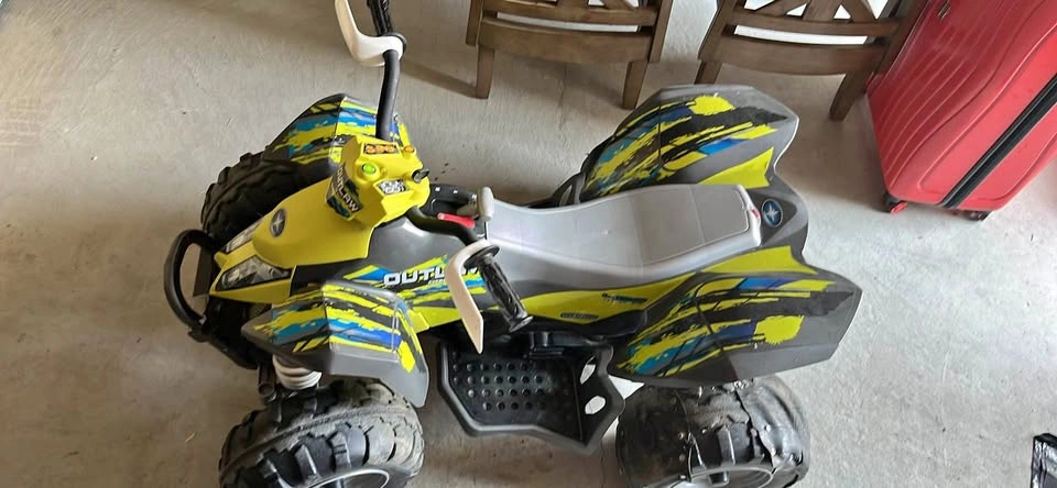Peg Perego Polaris Outlaw Citrus Ride-On