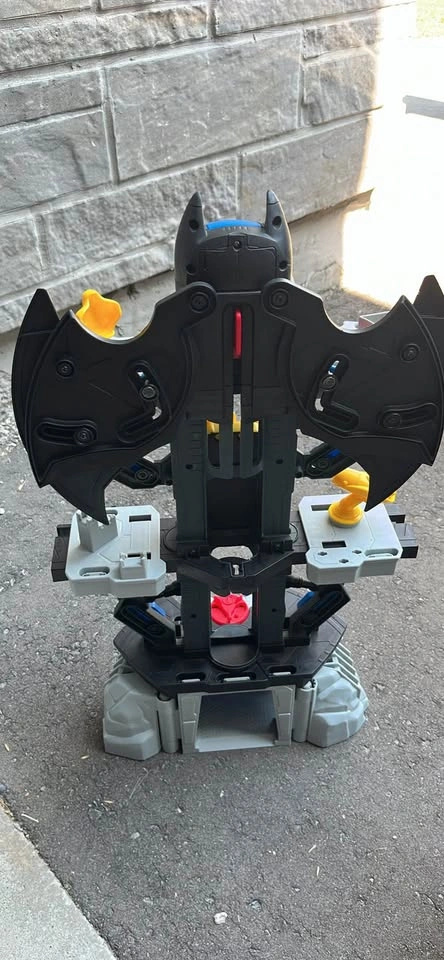 Fisher-Price Imaginext Batcave and Transforming Bat-Bot - photo 3