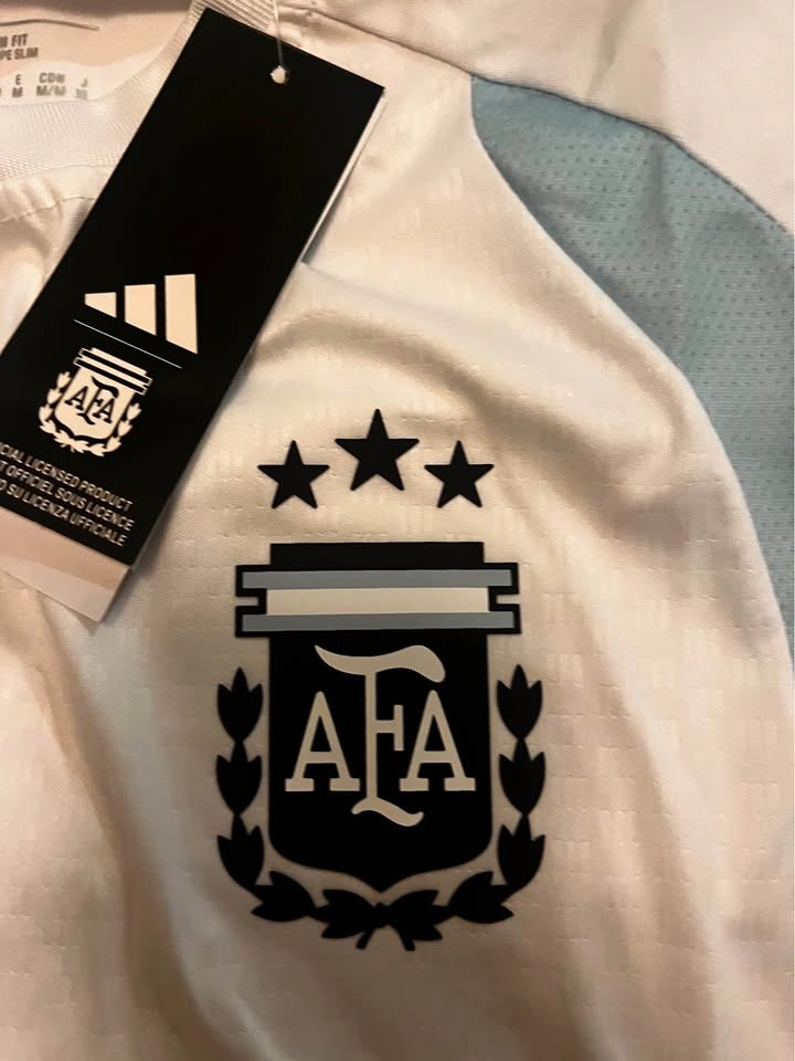 NEW ARGENTINA TRAINING JERSEYS IN - photo 3