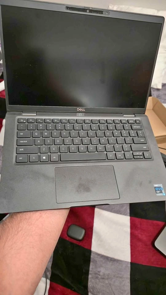 Dell Latitude 7420 i5-11th 16gb 256gb
