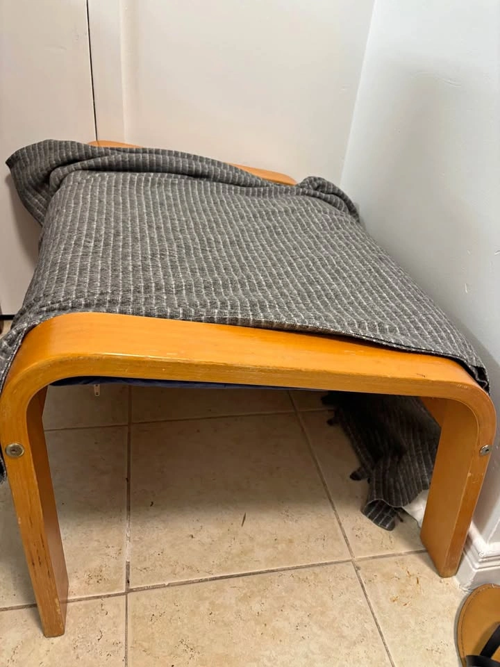 End Chair/Ottoman