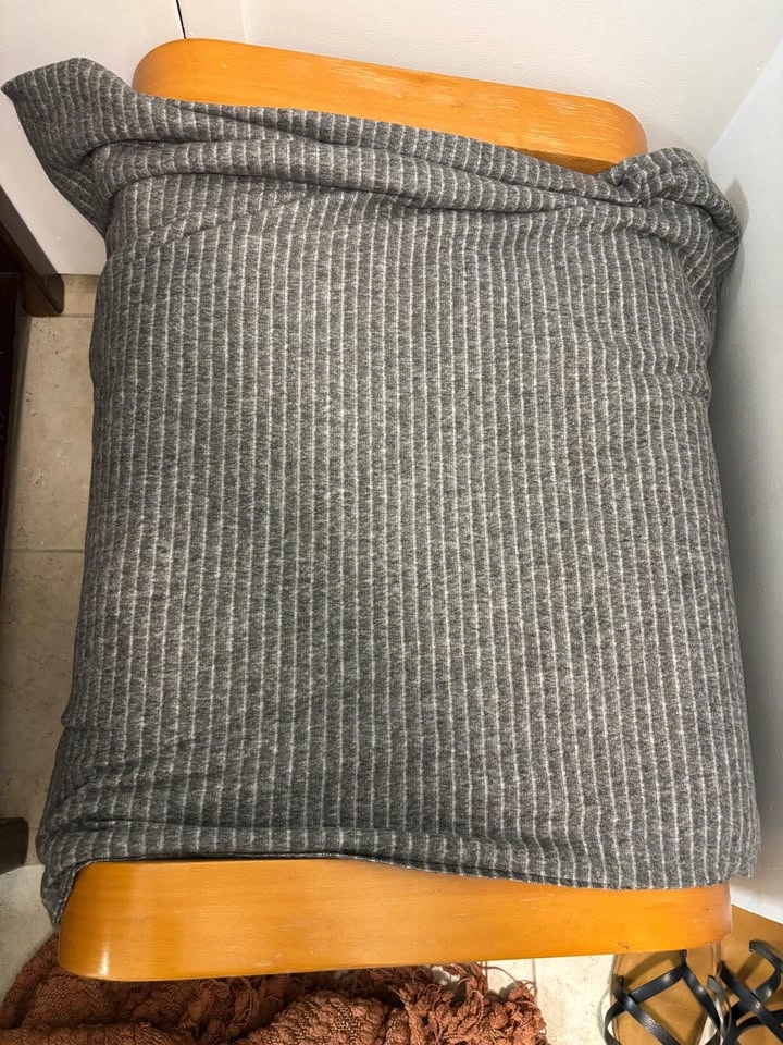 End Chair/Ottoman - photo 2