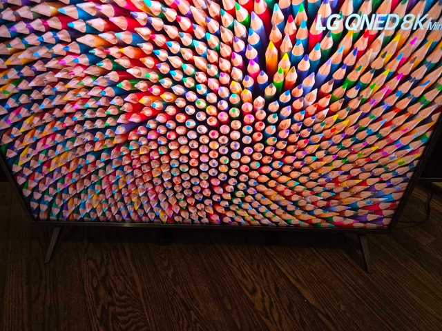 LG 43 inch 4K UHD 2160p HDR10 WebOS Smart TV - photo 4