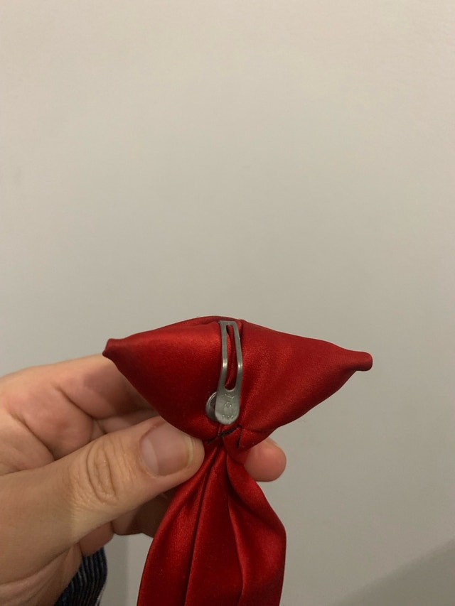Red clip on tie - photo 2