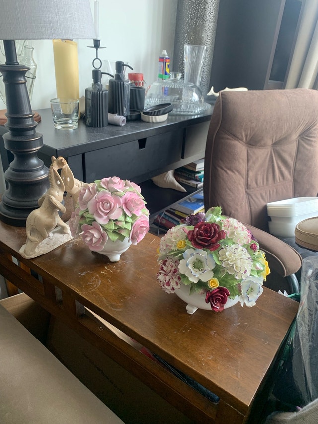 Porcelain flowers